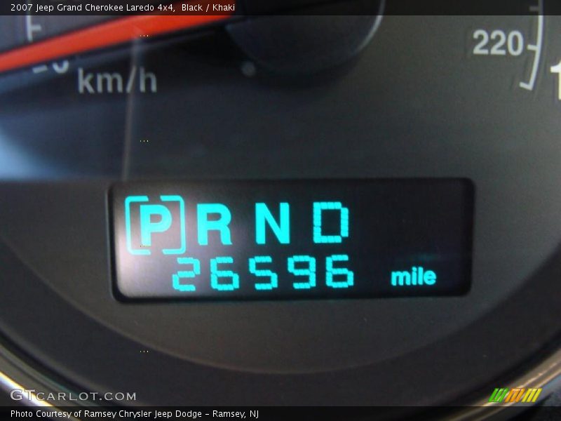 Black / Khaki 2007 Jeep Grand Cherokee Laredo 4x4