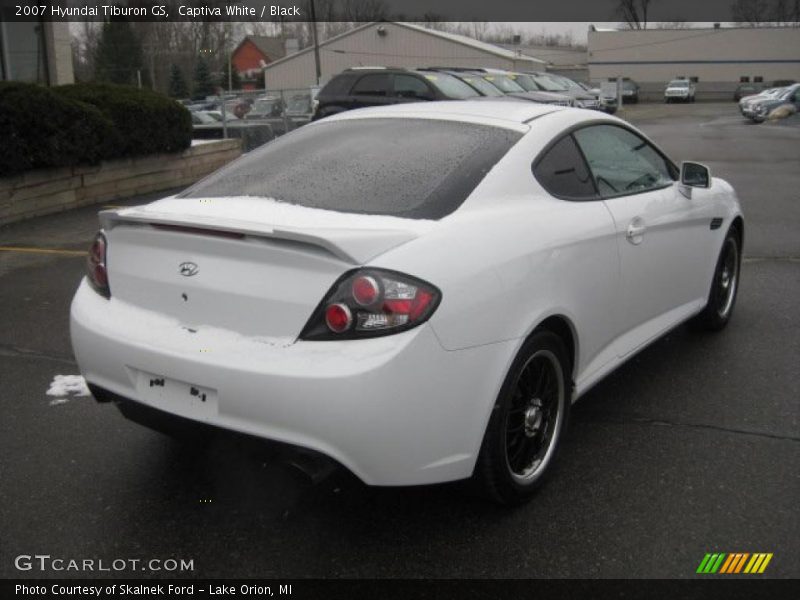 Captiva White / Black 2007 Hyundai Tiburon GS