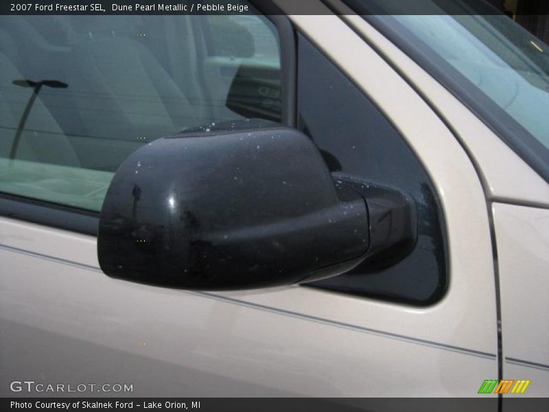 Dune Pearl Metallic / Pebble Beige 2007 Ford Freestar SEL
