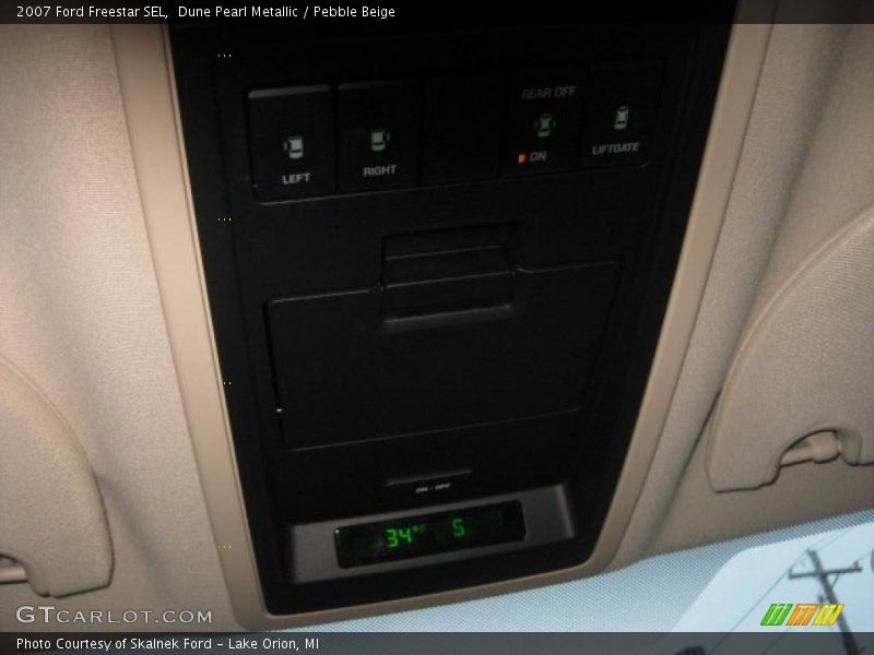 Dune Pearl Metallic / Pebble Beige 2007 Ford Freestar SEL
