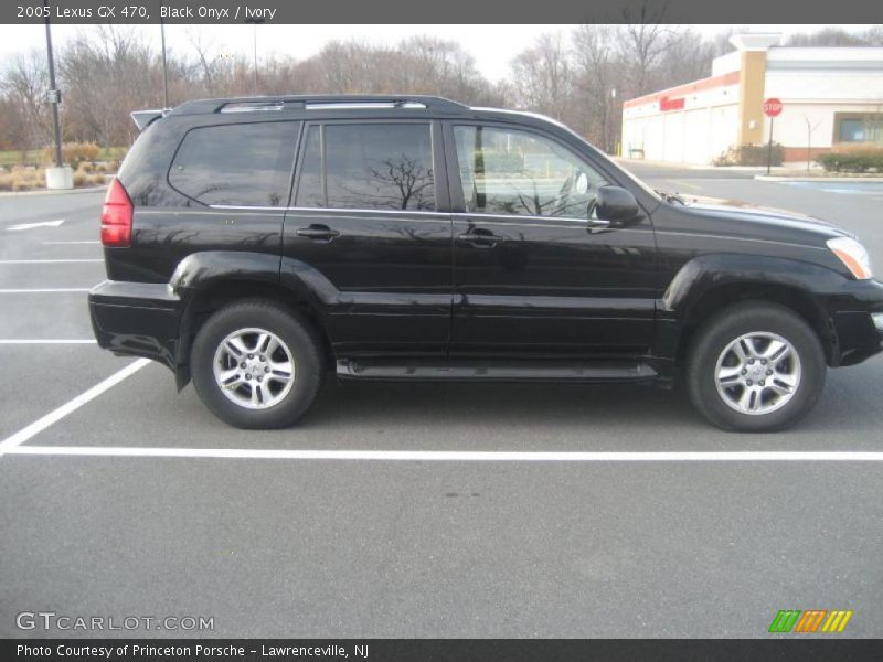 Black Onyx / Ivory 2005 Lexus GX 470