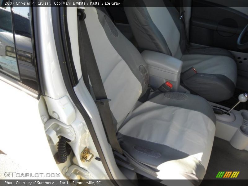 Cool Vanilla White / Pastel Slate Gray 2007 Chrysler PT Cruiser