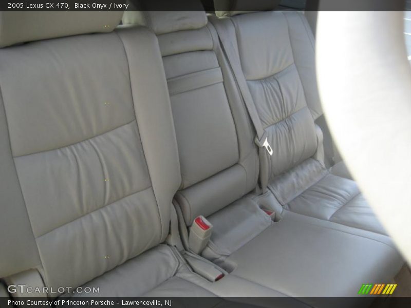 Black Onyx / Ivory 2005 Lexus GX 470
