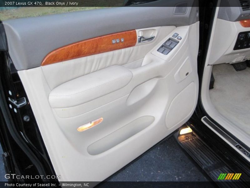 Black Onyx / Ivory 2007 Lexus GX 470
