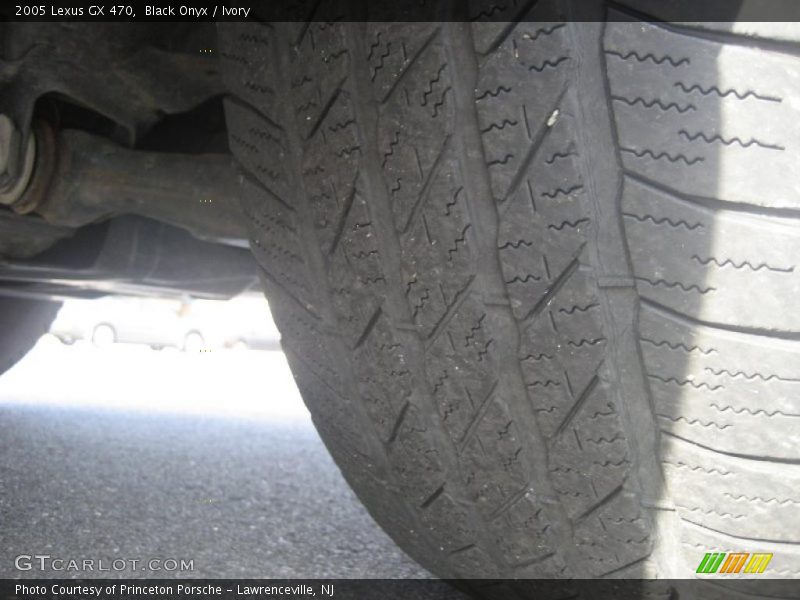 Black Onyx / Ivory 2005 Lexus GX 470