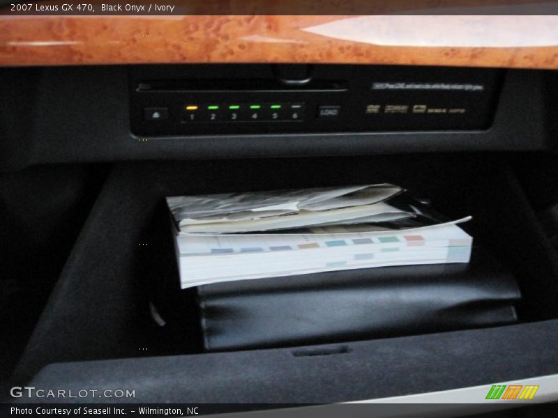 Black Onyx / Ivory 2007 Lexus GX 470