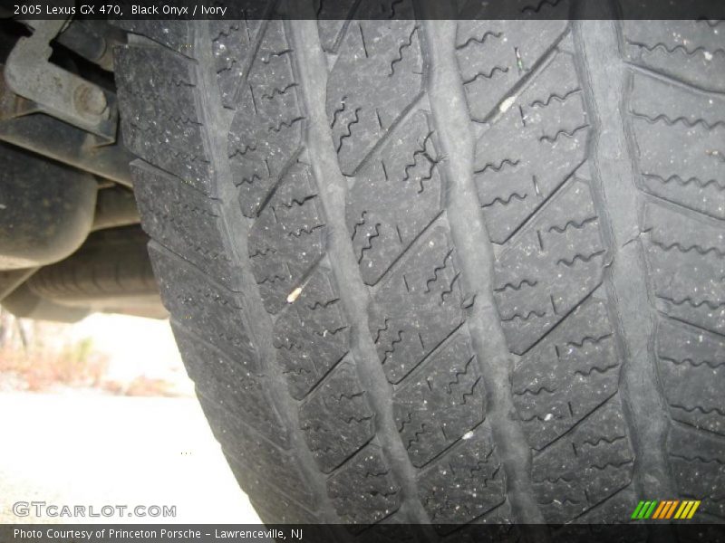 Black Onyx / Ivory 2005 Lexus GX 470