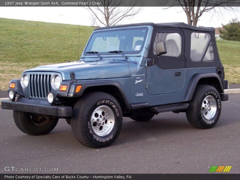 Front 3/4 View of 1997 Wrangler Sport 4x4