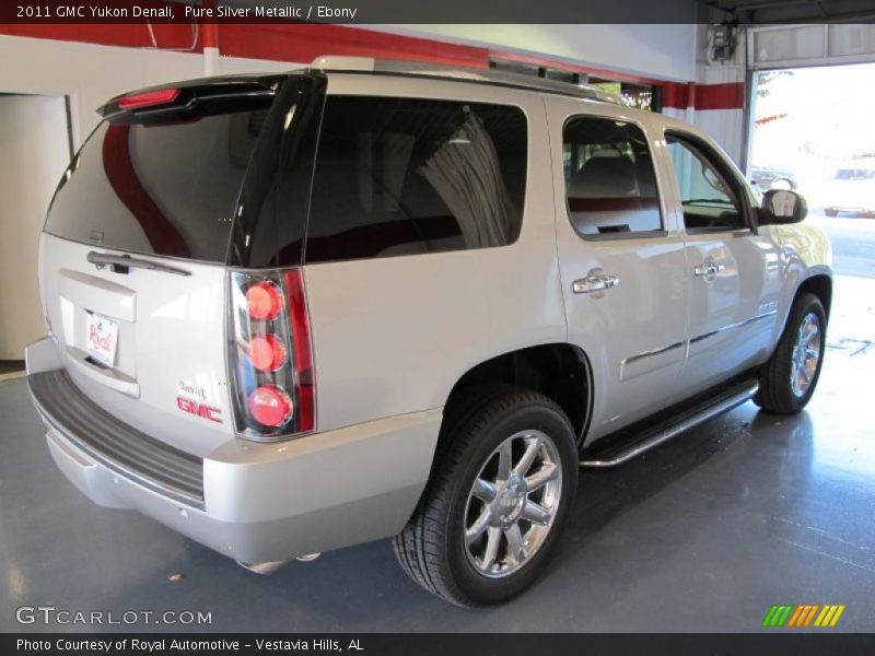 Pure Silver Metallic / Ebony 2011 GMC Yukon Denali