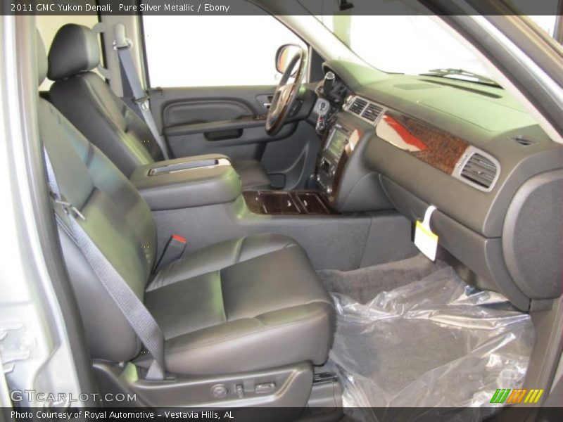  2011 Yukon Denali Ebony Interior