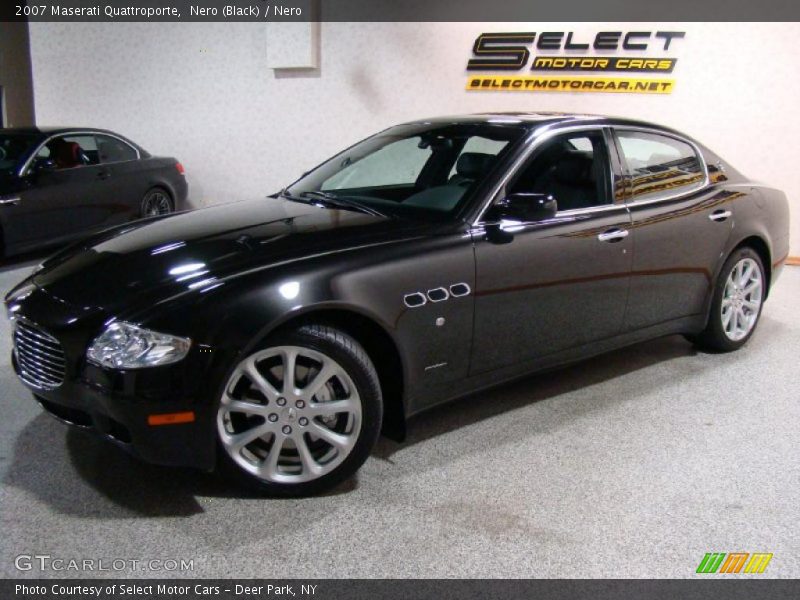 Nero (Black) / Nero 2007 Maserati Quattroporte