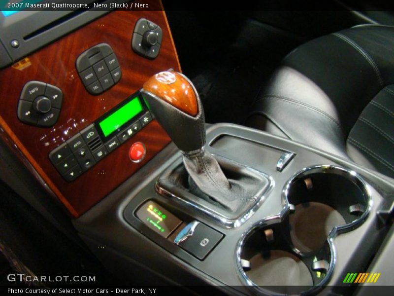  2007 Quattroporte  6 Speed ZF Automatic Shifter