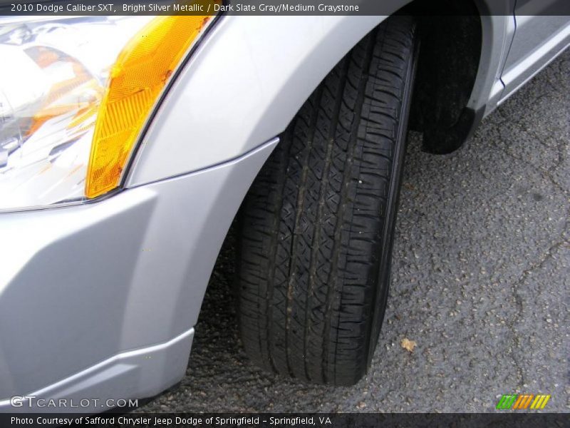 Bright Silver Metallic / Dark Slate Gray/Medium Graystone 2010 Dodge Caliber SXT