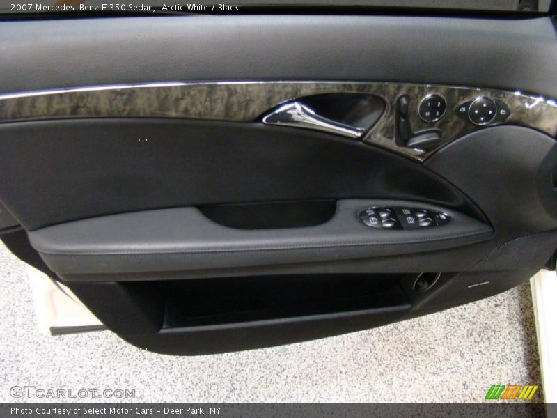 Arctic White / Black 2007 Mercedes-Benz E 350 Sedan