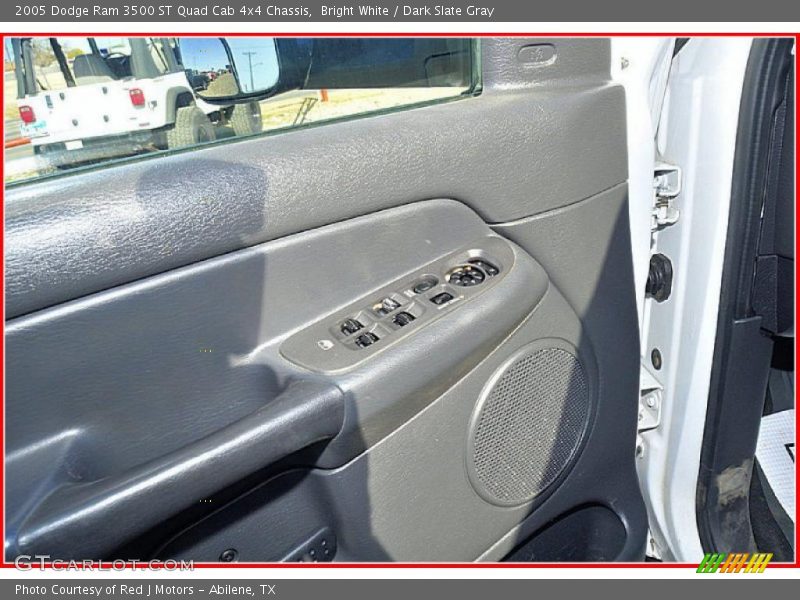 Bright White / Dark Slate Gray 2005 Dodge Ram 3500 ST Quad Cab 4x4 Chassis