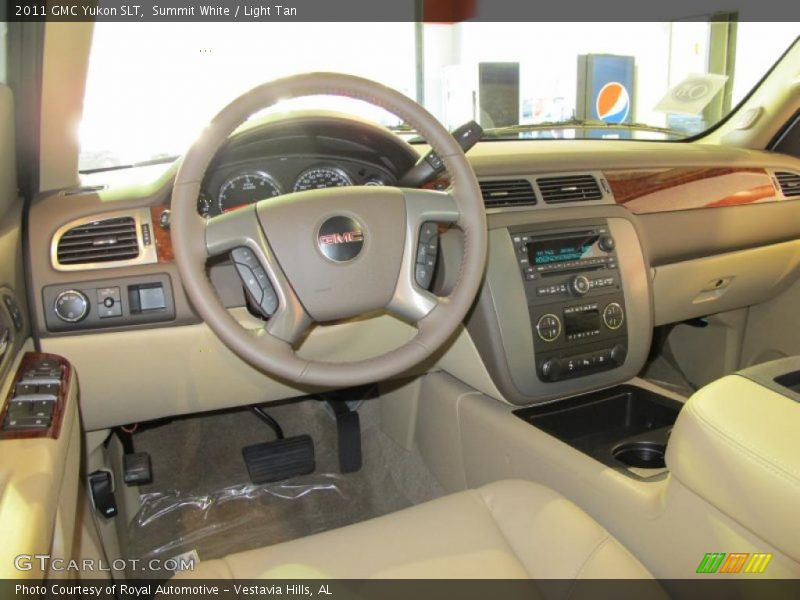 Summit White / Light Tan 2011 GMC Yukon SLT