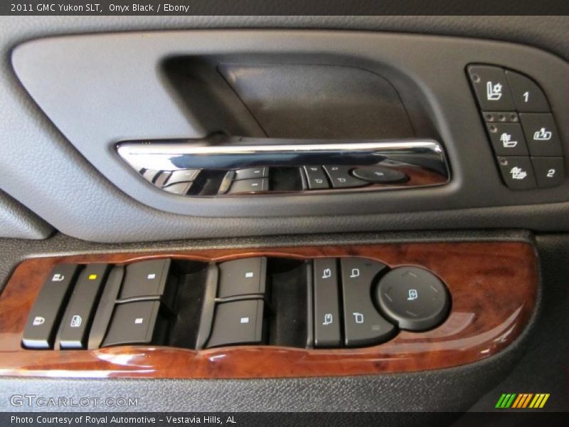 Onyx Black / Ebony 2011 GMC Yukon SLT