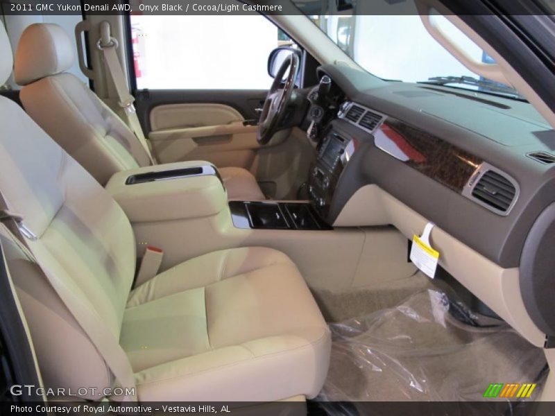 Onyx Black / Cocoa/Light Cashmere 2011 GMC Yukon Denali AWD