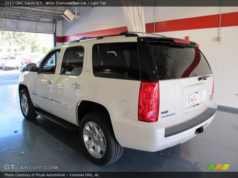 White Diamond Tintcoat / Light Tan 2011 GMC Yukon SLT
