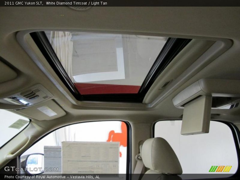 White Diamond Tintcoat / Light Tan 2011 GMC Yukon SLT