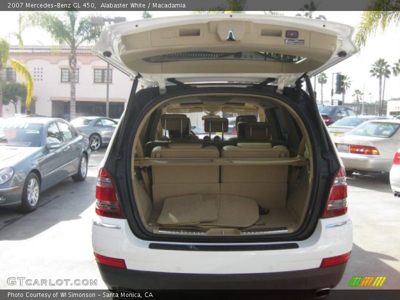 Alabaster White / Macadamia 2007 Mercedes-Benz GL 450