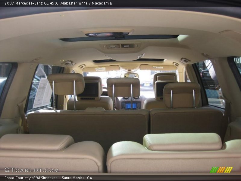 Alabaster White / Macadamia 2007 Mercedes-Benz GL 450