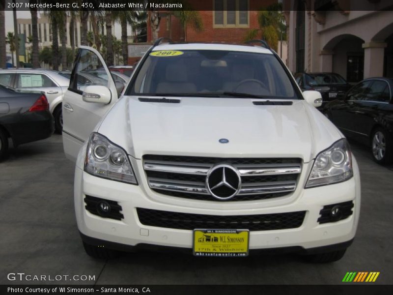 Alabaster White / Macadamia 2007 Mercedes-Benz GL 450