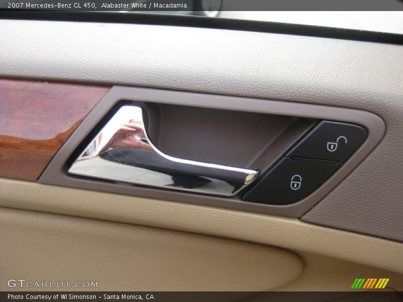 Alabaster White / Macadamia 2007 Mercedes-Benz GL 450