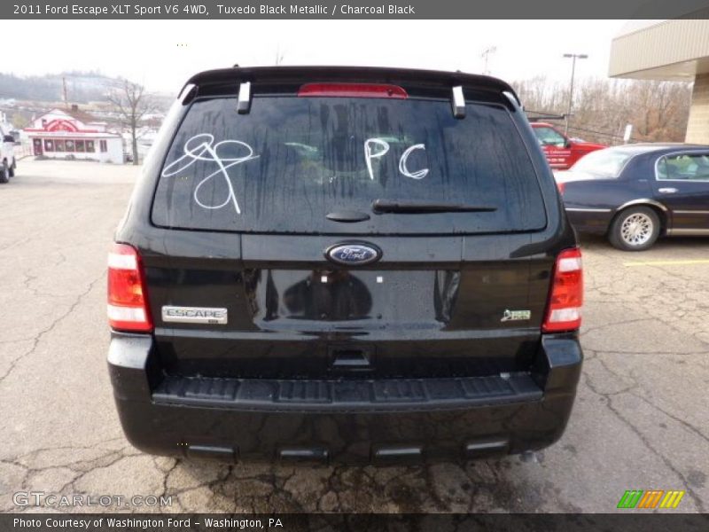 Tuxedo Black Metallic / Charcoal Black 2011 Ford Escape XLT Sport V6 4WD