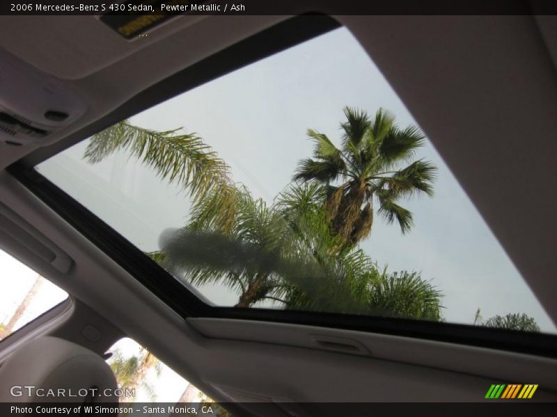 Sunroof of 2006 S 430 Sedan