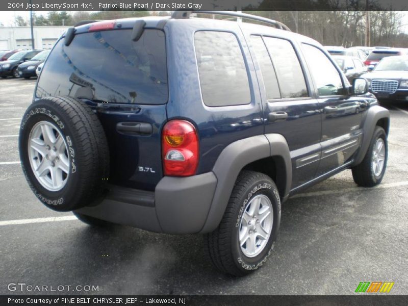 Patriot Blue Pearl / Dark Slate Gray 2004 Jeep Liberty Sport 4x4