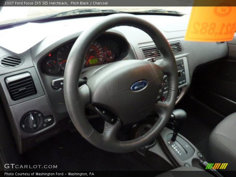 Pitch Black / Charcoal 2007 Ford Focus ZX5 SES Hatchback