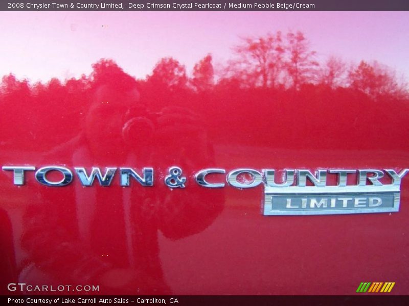 Deep Crimson Crystal Pearlcoat / Medium Pebble Beige/Cream 2008 Chrysler Town & Country Limited