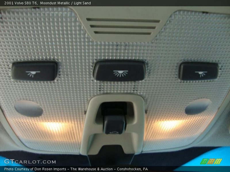 Moondust Metallic / Light Sand 2001 Volvo S80 T6
