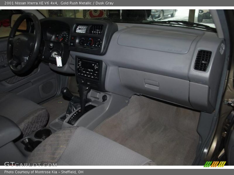 Gold Rush Metallic / Dusk Gray 2001 Nissan Xterra XE V6 4x4