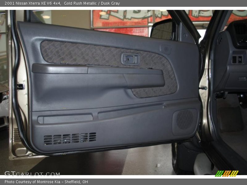 Gold Rush Metallic / Dusk Gray 2001 Nissan Xterra XE V6 4x4