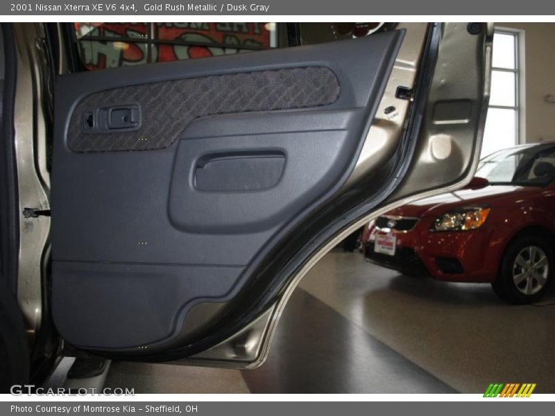 Gold Rush Metallic / Dusk Gray 2001 Nissan Xterra XE V6 4x4
