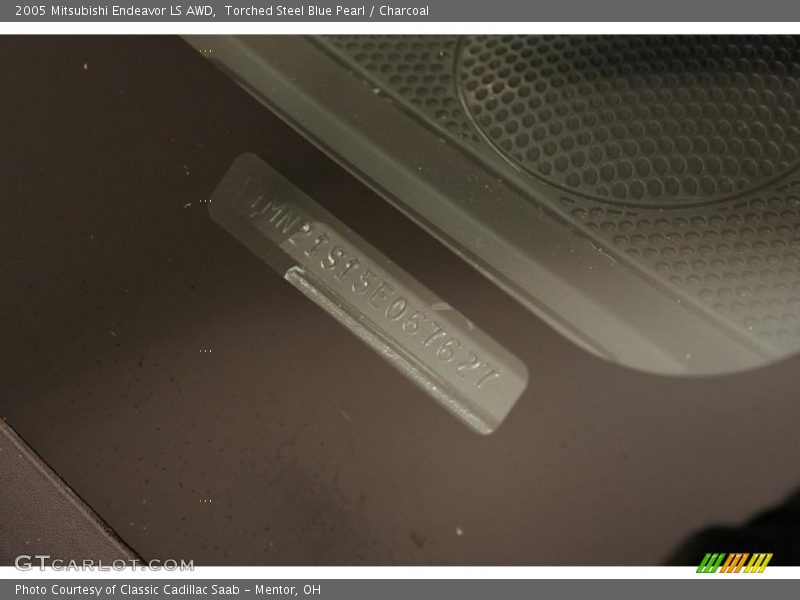 Torched Steel Blue Pearl / Charcoal 2005 Mitsubishi Endeavor LS AWD