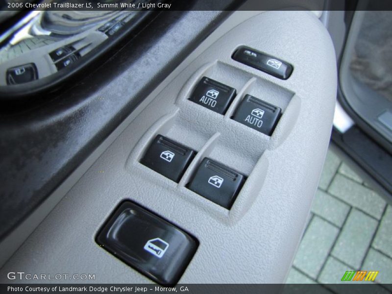 Summit White / Light Gray 2006 Chevrolet TrailBlazer LS