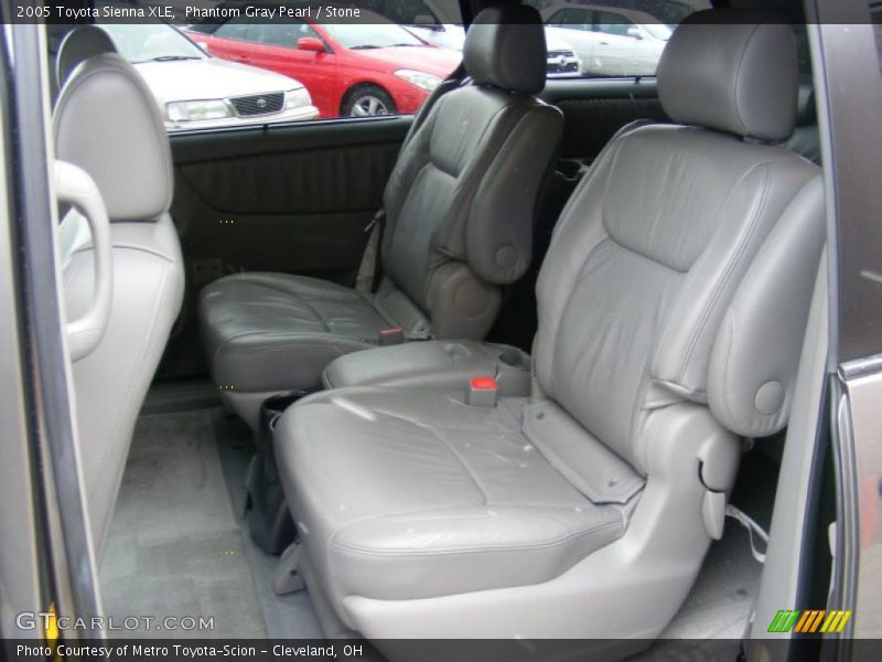 Phantom Gray Pearl / Stone 2005 Toyota Sienna XLE