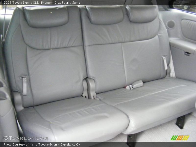 Phantom Gray Pearl / Stone 2005 Toyota Sienna XLE