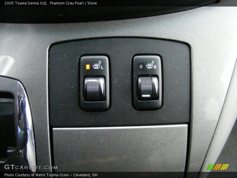 Phantom Gray Pearl / Stone 2005 Toyota Sienna XLE