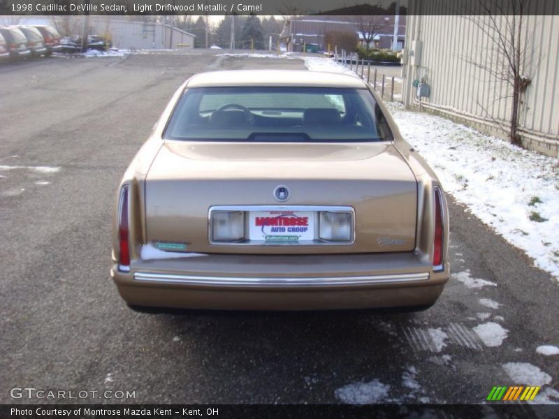 Light Driftwood Metallic / Camel 1998 Cadillac DeVille Sedan