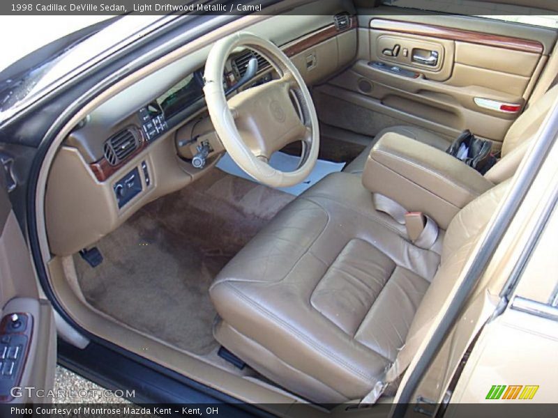 Light Driftwood Metallic / Camel 1998 Cadillac DeVille Sedan