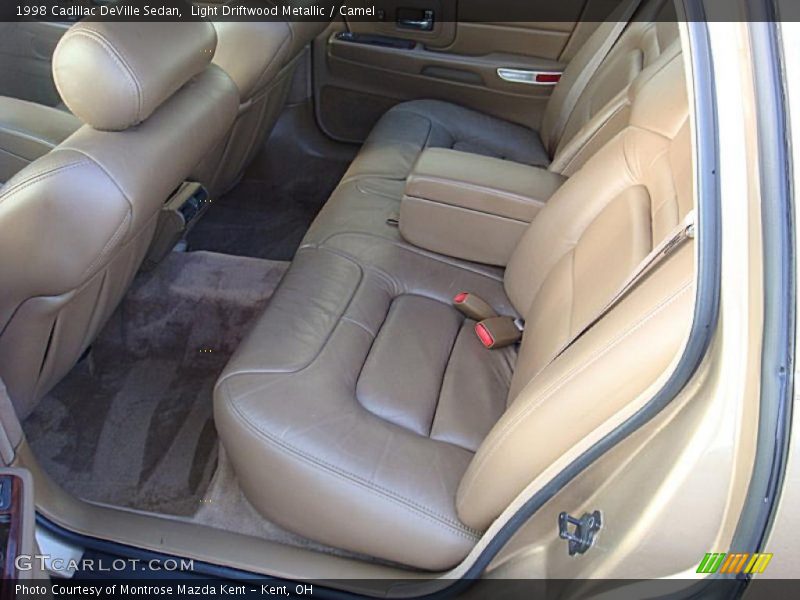 Light Driftwood Metallic / Camel 1998 Cadillac DeVille Sedan