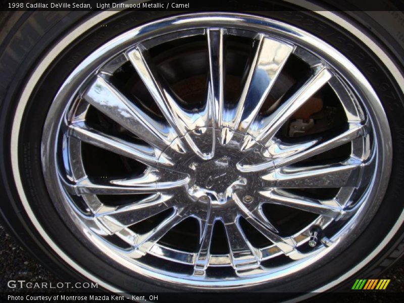 Light Driftwood Metallic / Camel 1998 Cadillac DeVille Sedan