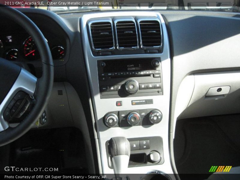 Cyber Gray Metallic / Light Titanium 2011 GMC Acadia SLE