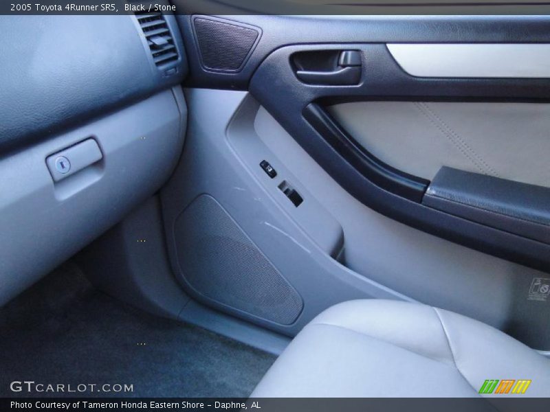 Black / Stone 2005 Toyota 4Runner SR5