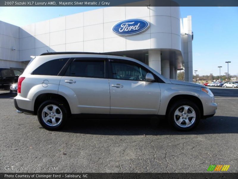 Majestic Silver Metallic / Grey 2007 Suzuki XL7 Luxury AWD