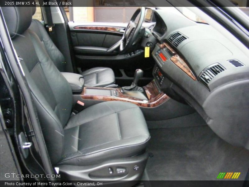 Jet Black / Black 2005 BMW X5 4.4i